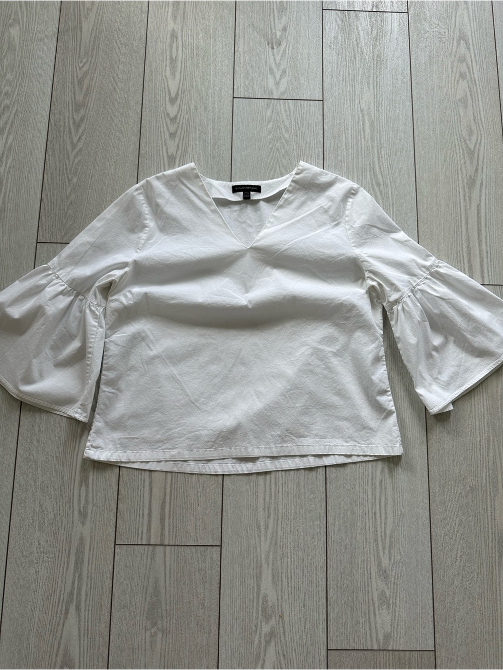 Banana Republic White V-Neck Bell Sleeve Blouse